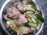 家常菜猪肉炒青瓜