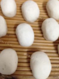 自制绿豆沙包做法图解7)