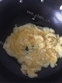 西红柿炒鸡蛋做法图解5)