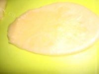 豆沙菊花酥做法图解4)