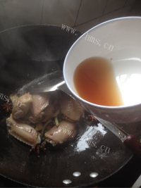 妈妈最爱的可乐鸡翅做法图解4)