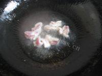 家常菜洋葱炒肉做法图解2)