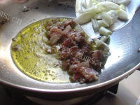 家常菜青椒炒肉做法图解7)