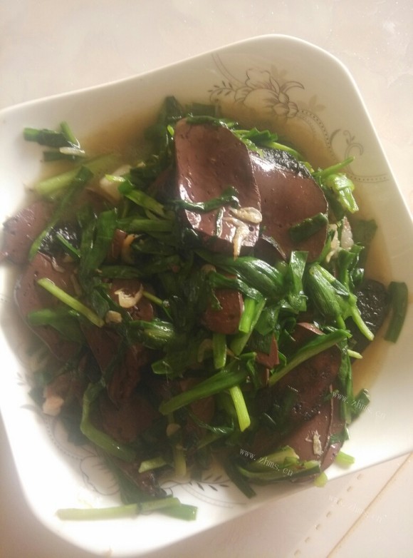 DIY韭菜炒猪血