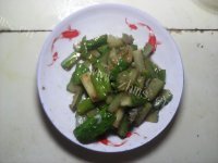 虾皮炒黄瓜做法图解6)