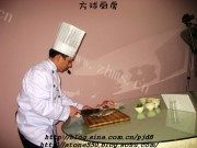 美味的羊肉焖黄花鱼做法图解1)
