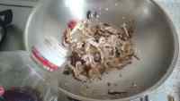 家常菜黄豆芽炖粉条做法图解4)
