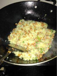自己做的什锦炒饭做法图解2)