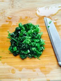 美味的豆腐菠菜粥做法图解5)