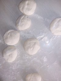 自制牛肉馅饼做法图解4)