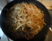 很有食欲的肉沫粉条做法图解9)
