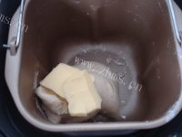 日式炼乳面包做法图解3)