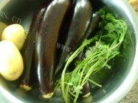 「自制」茄子炖土豆做法图解1)
