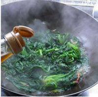 意犹未尽的素炒菠菜
