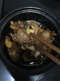 食欲满满的红烧排骨