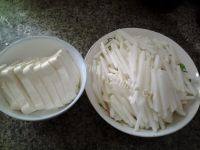 家常菜萝卜豆腐汤做法图解2)
