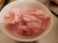 色味俱佳的韩式大酱汤做法图解2)