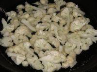 易做的肉炒菜花做法图解1)