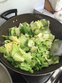 家常菜清炒大白菜做法图解3)