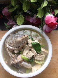 简洁版清炖鱼汤做法图解9)