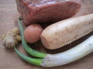 简单的莲藕肉圆做法图解1)