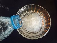 美味的冰糖炖燕窝做法图解5)