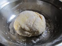香菇肉酱拌面做法图解3)