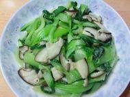 在家做的香菇油菜