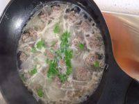 牛肉丸子汤做法图解10)