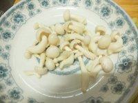 鲜的芹菜炒鱿鱼做法图解4)