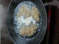 美味的茄汁黄豆做法图解2)