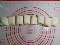 香甜的日式炼乳面包做法图解5)