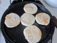 美美厨房之酥油饼做法图解12)