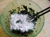 自制红薯叶窝头做法图解3)