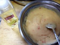 喜欢美食彩椒土豆泥饼干做法图解8)