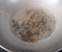 好味的紫菜蛋汤做法图解3)