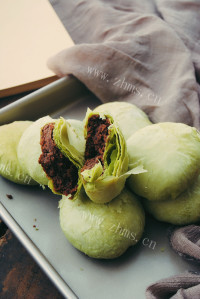 自制抹茶红豆酥饼做法图解14)