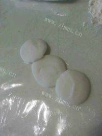 口感丰富的水晶饺子做法图解8)