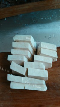 家常菜蒜香豆腐做法图解2)