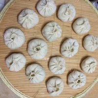 美味的韭菜鸡蛋馅包子做法图解9)