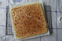 自制香葱肉松蛋糕卷做法图解13)