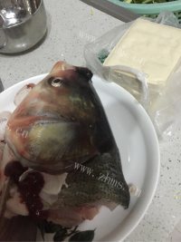 美味的鱼头豆腐做法图解1)