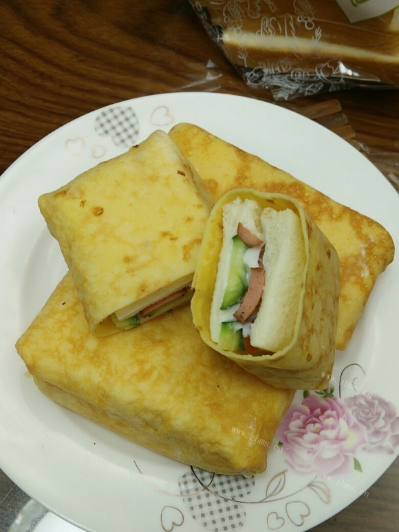蛋皮吐司