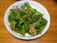 家常菜肉炒青椒