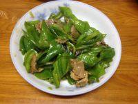 家常菜肉炒青椒