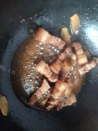 美味的简易版红烧肉做法图解6)