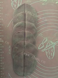 自制紫薯玫瑰花做法图解5)