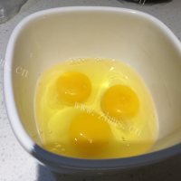 家常菜蒜黄炒鸡蛋做法图解1)