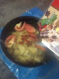 家常菜土豆炖排骨做法图解9)