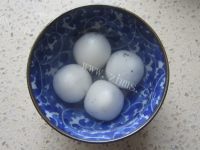 香甜可口的黑芝麻汤圆